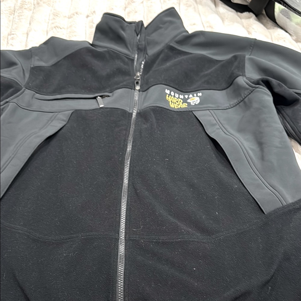 Mountain Hardware Jacket Size Large P-2 - image 1